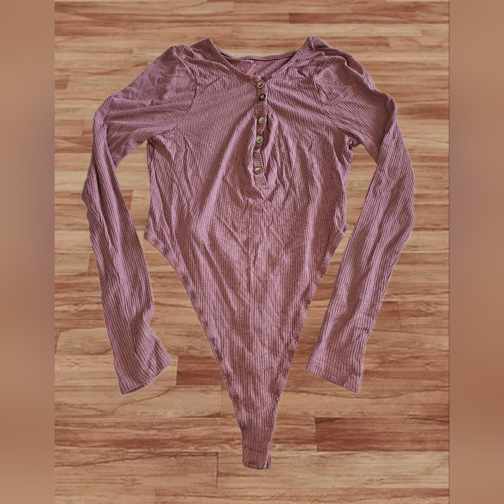 Size S/M Dusty Rose Ribbed Long Sleeve Bodysuit